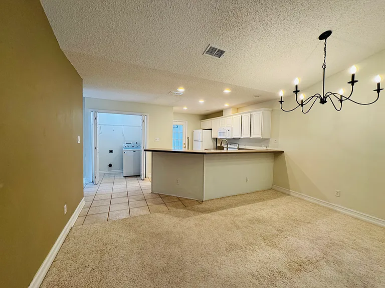 7361 Hollis St — Photo 68