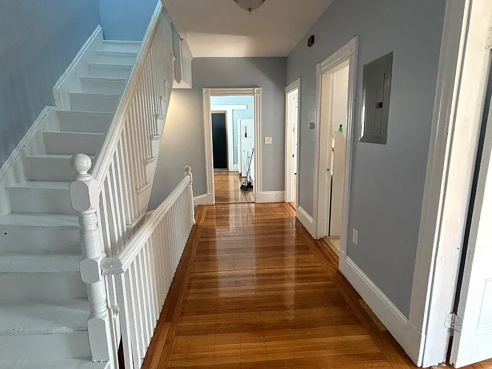 15 Dartmouth St #2