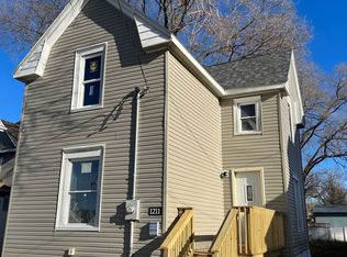 1211 Lafayette St, Waterloo, IA 50703