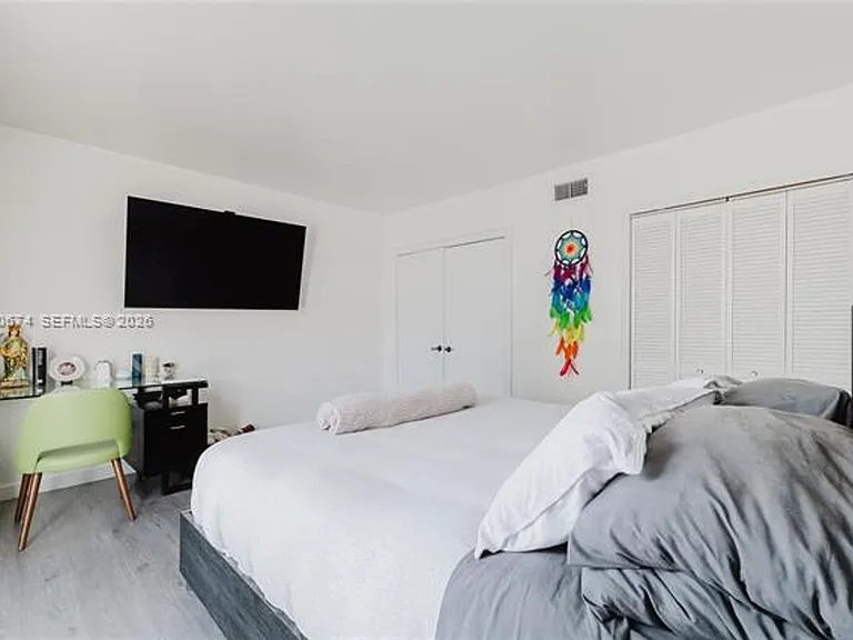 3745 NE 171st St #CU-27 — Photo 5