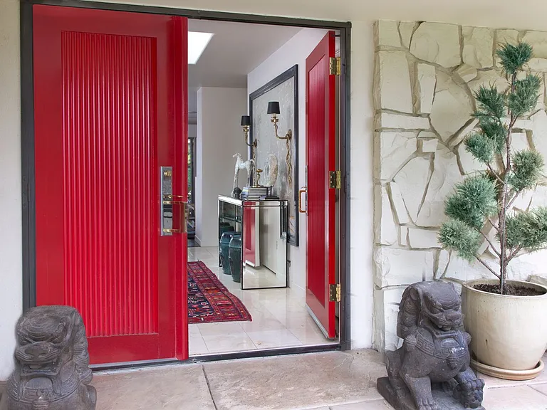 5416 Sunset Dr — Photo 3