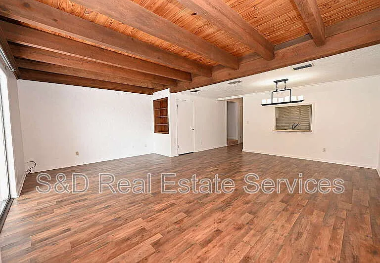 2249 9th St SE — Photo 14