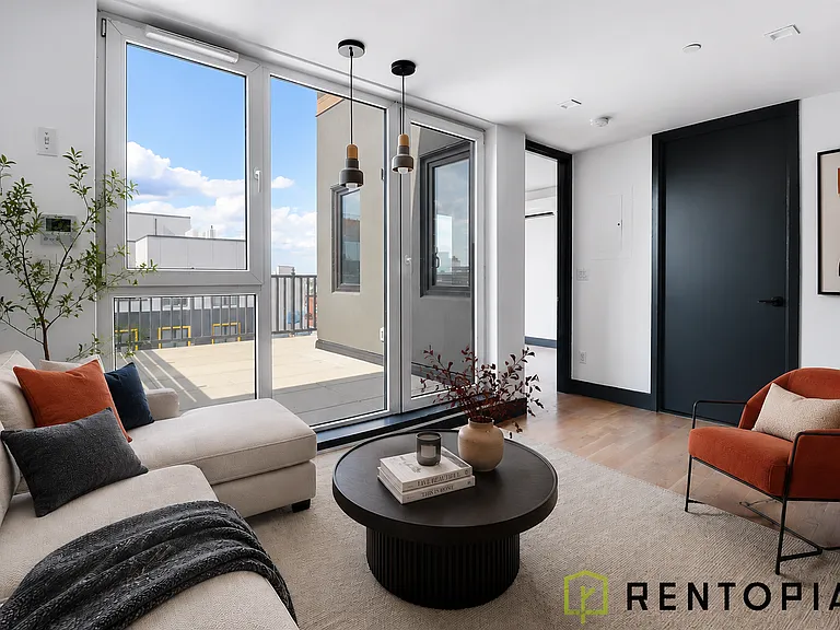 832 Lexington Ave #6A — Photo 1