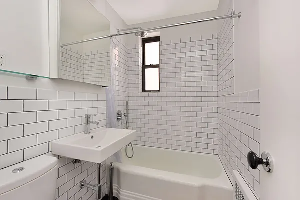 Sold by Anne Donohue Real Estate Inc | media 11