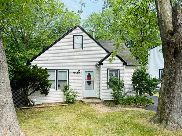 1603 Kenmore Ave, Round Lake Beach, IL 60073