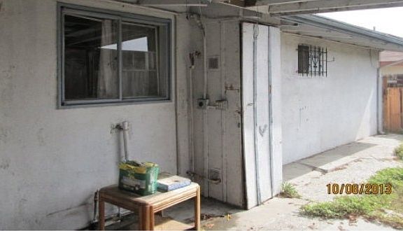 4th image of 27935 Mandarin Ave