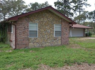369 Lakeview Ln, Onalaska, TX 77360