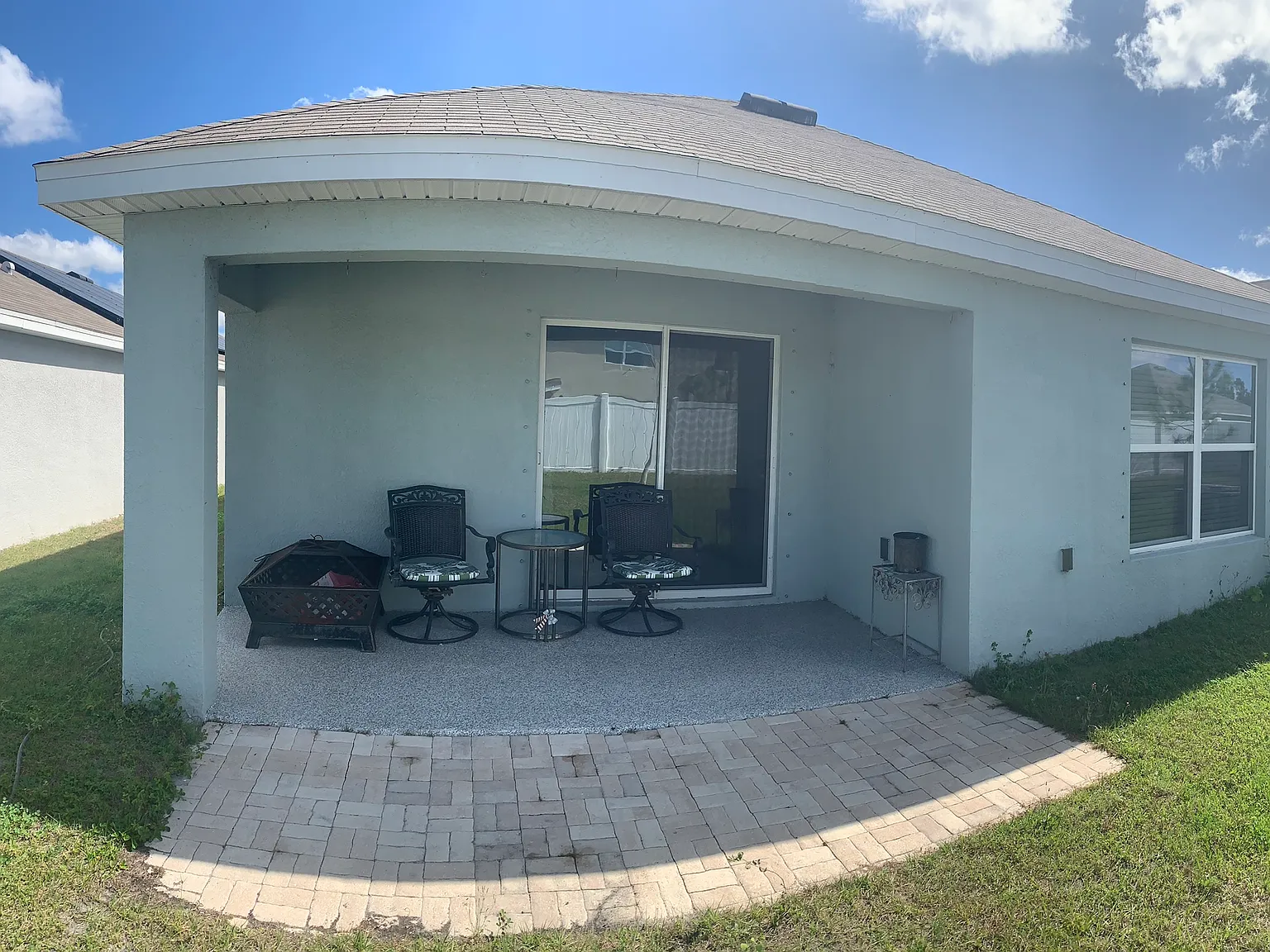 3 bed, 1500 sqft, $2,400 — Photo 4