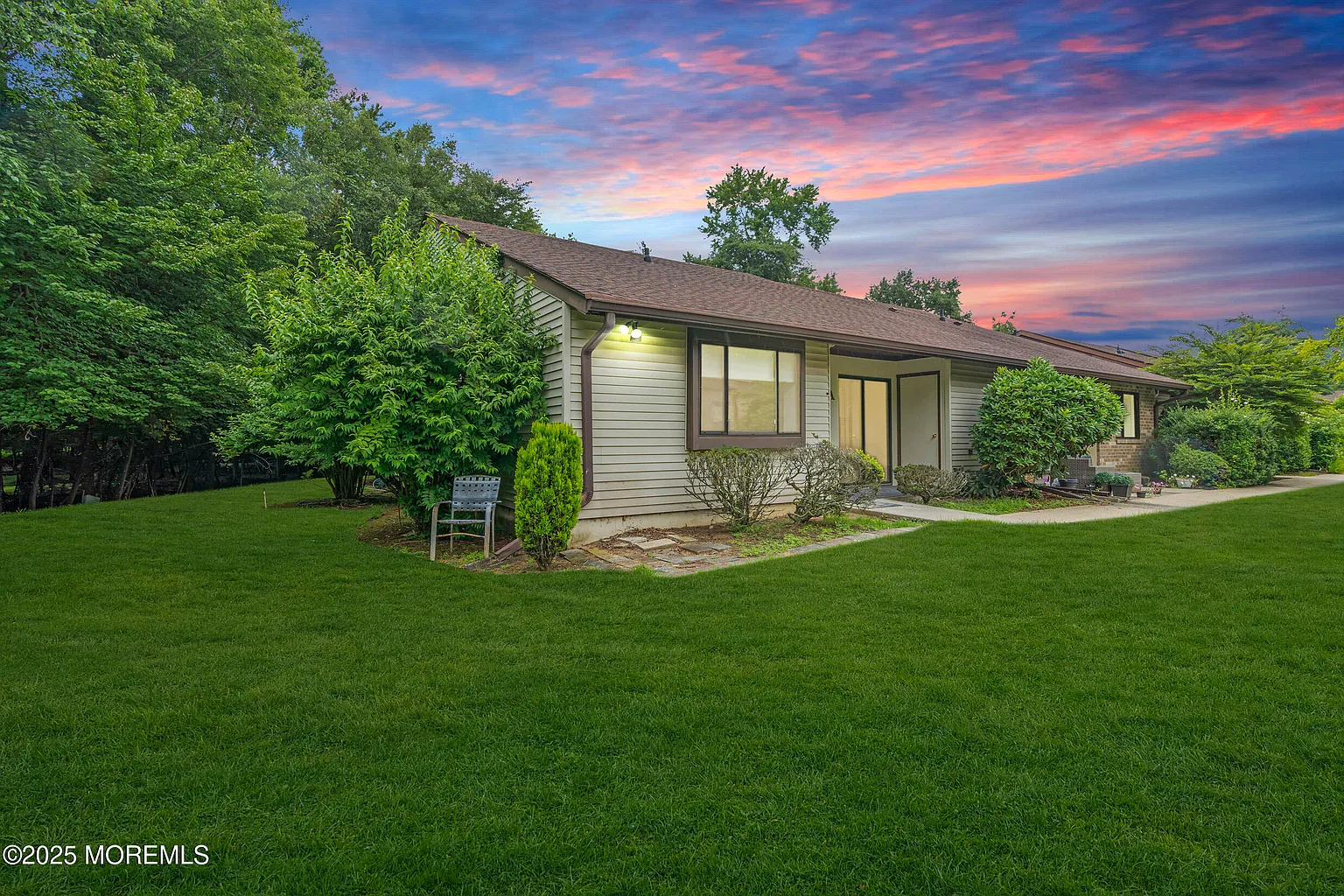70 Overlook Way #A photo 1