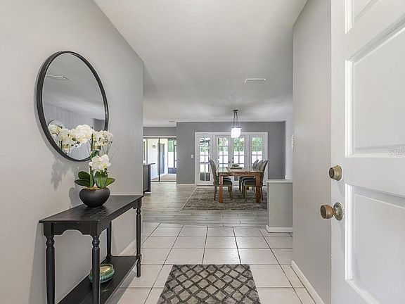 4th image of 4806 Centerbrook Ct