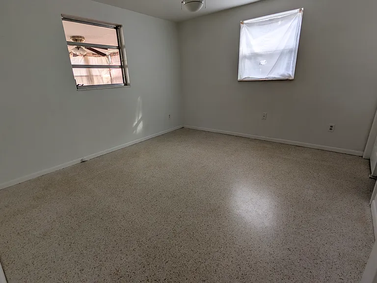 4835 Blossom Dr — Photo 10