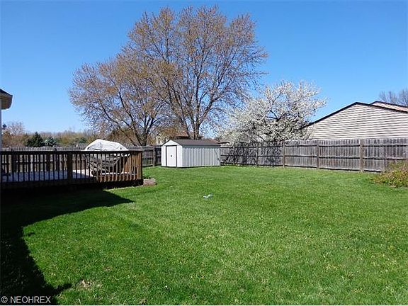 3rd image of 160 Finch Dr