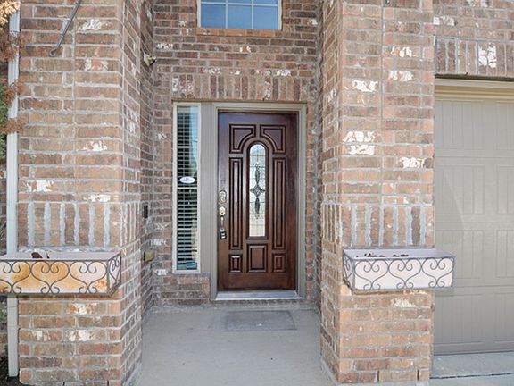 3rd image of 3521 Twin Pines Dr