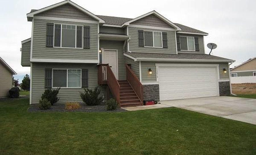 1st image of 13019 E 39th Ln