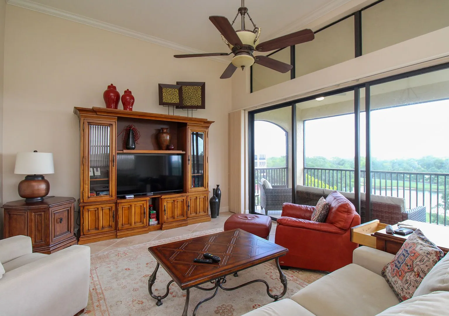 Pelican Bay Calais Annual Or Seasonal Fully Furnished — Photo 1