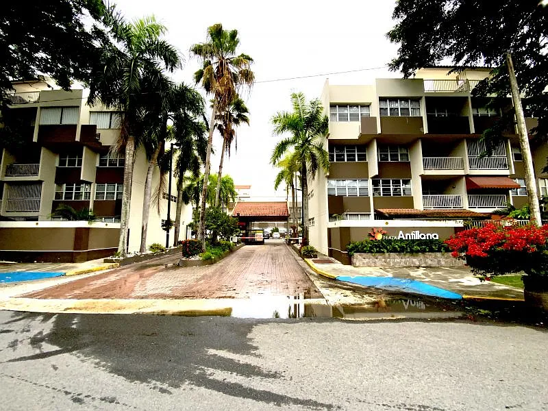 3 bed, 2.0 bath, 1466 sqft, $2,100 — Photo 1