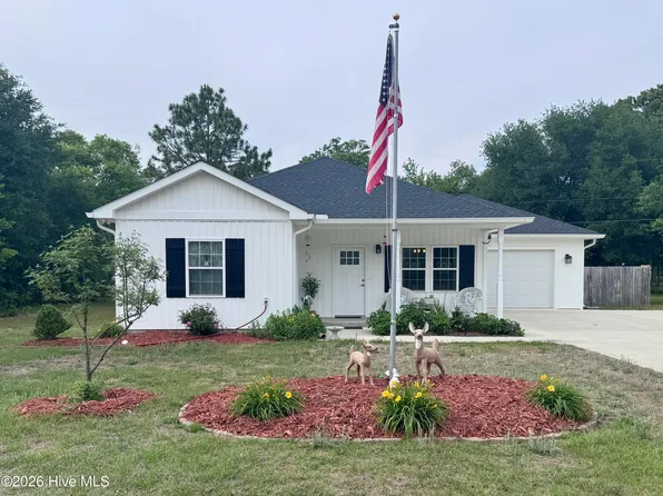 12321 Mallard Creek Drive, Laurinburg, NC 28352