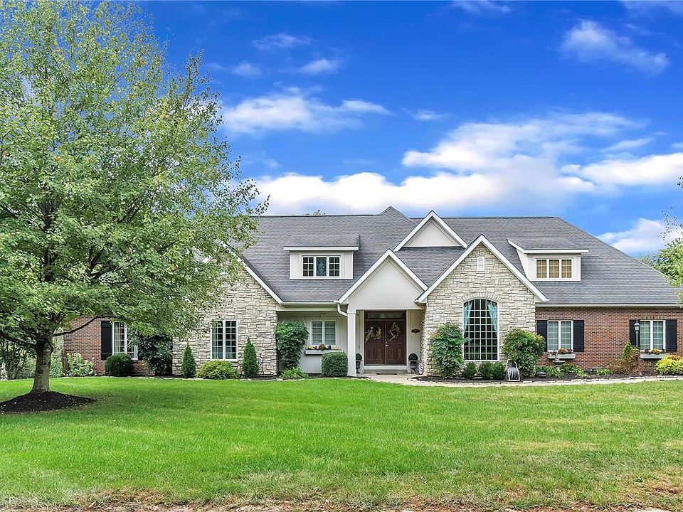 1st image of 15 Schonoff Ln