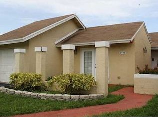 6904 SW 104th Ct, Miami, FL 33173