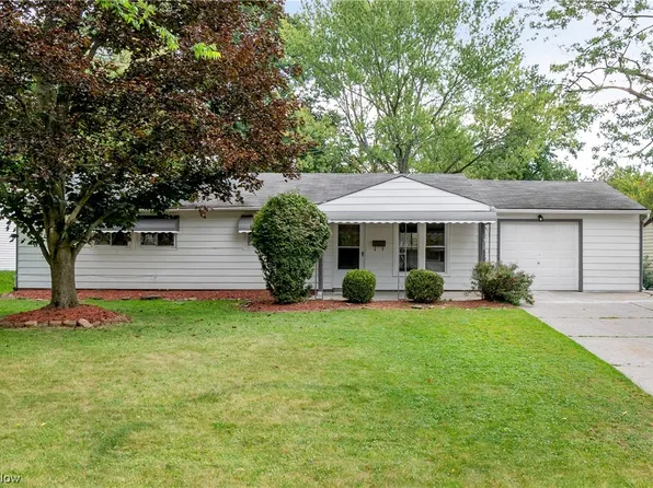 6135 Mark Dr, Bedford Heights, OH 44146