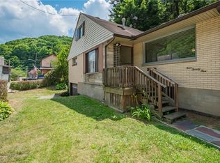 421 Crawford Run Rd, Creighton, PA 15030
