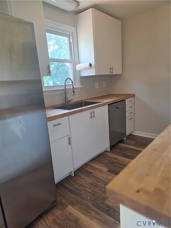 3 bed, 2.0 bath, $2,400 — Photo 4