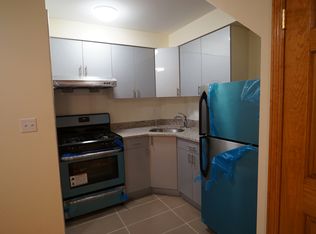 6119 166th St, Fresh Meadows, NY 11365