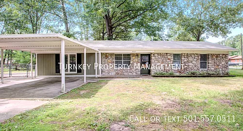 8005 Woodhaven Dr Photo 1