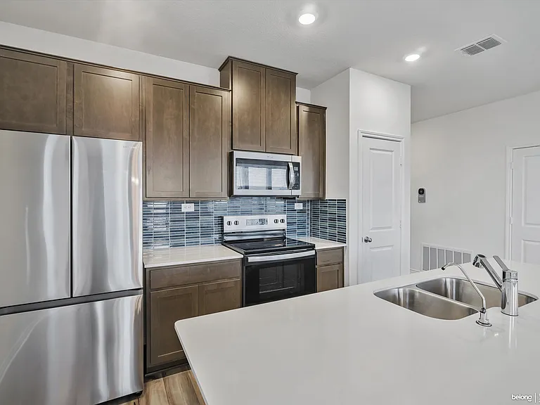 2519 Chronos Dr — Photo 8