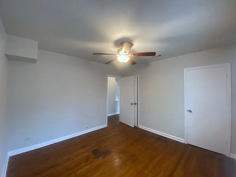 158 Weizmann St — Photo 17