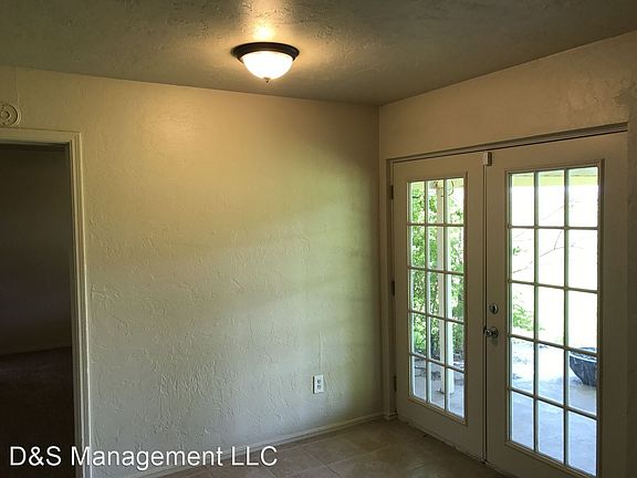 5th image of 1125 SW 67th St