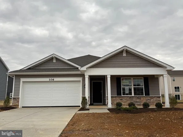 106 Call Ct, Martinsburg, WV 25403