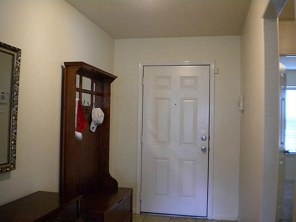 3rd image of 7207 Sunrise Hill Ln