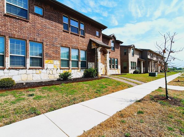 3329 Solana Cir, Justin, TX 76207