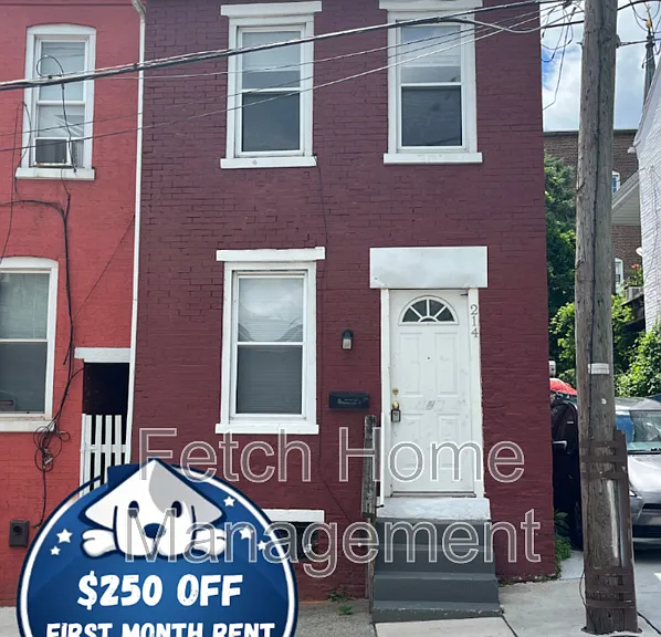 214 W Strawberry St — Photo 1