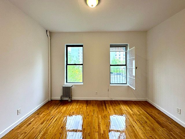 1st image of 631 E 11th St APT 17
