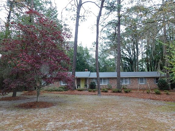 2nd image of 2111 White Oak Dr