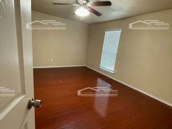 5th image of 7521 Evergreen Dr