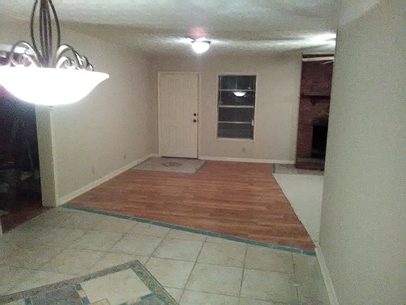 3rd image of 5440 Camellia Dr S