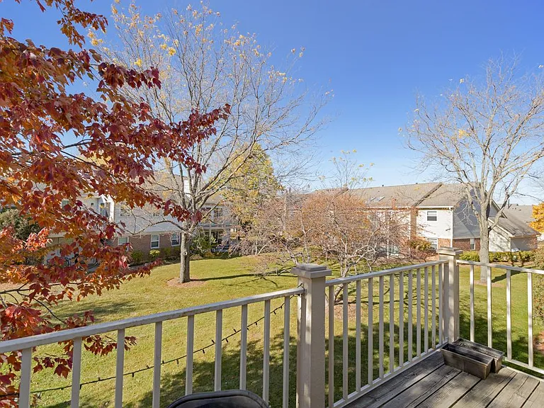 204 Dublin Ln — Photo 27