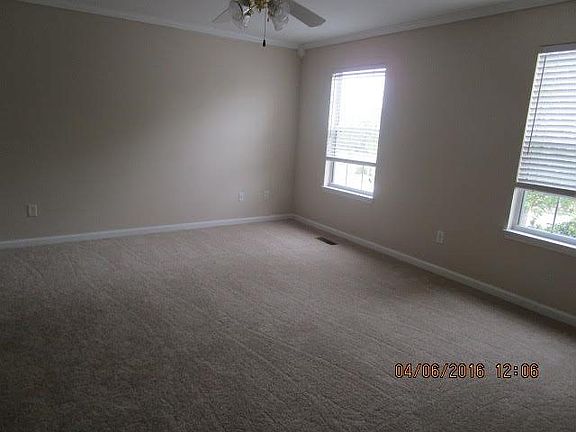 4th image of 46 Dove Dr