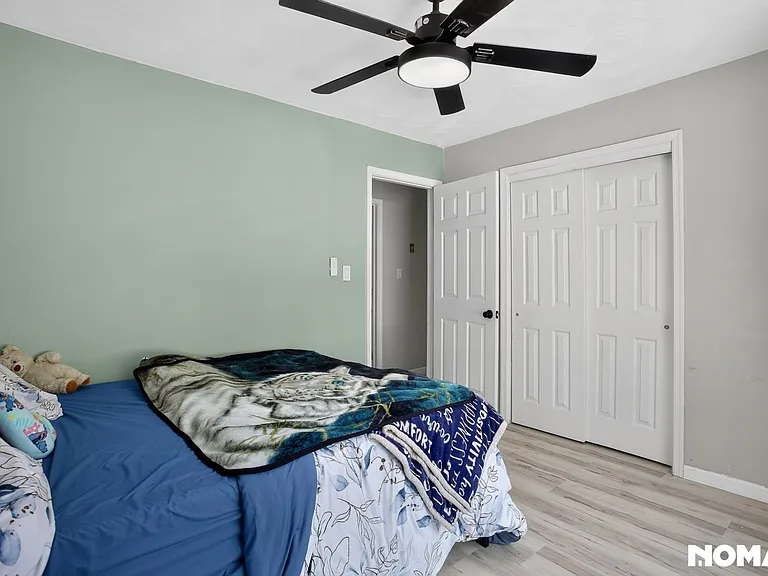 1620 Winthrope Dr — Photo 4