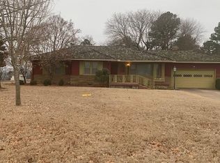 311 High St, Henryetta, OK 74437