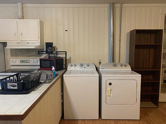 5th image of 15 Harpswell Islands Rd APT A