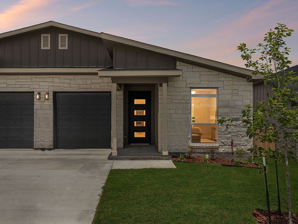 1st image of 1307 Lone Pine Way
