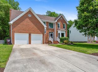 805 Lakeside Ct, Chesapeake, VA 23322