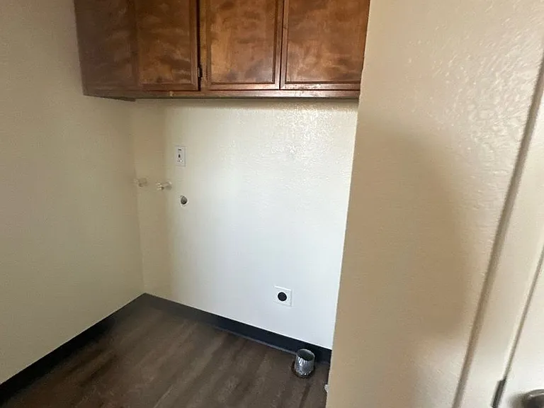 1418 Pleasant Ave #1420 — Photo 21