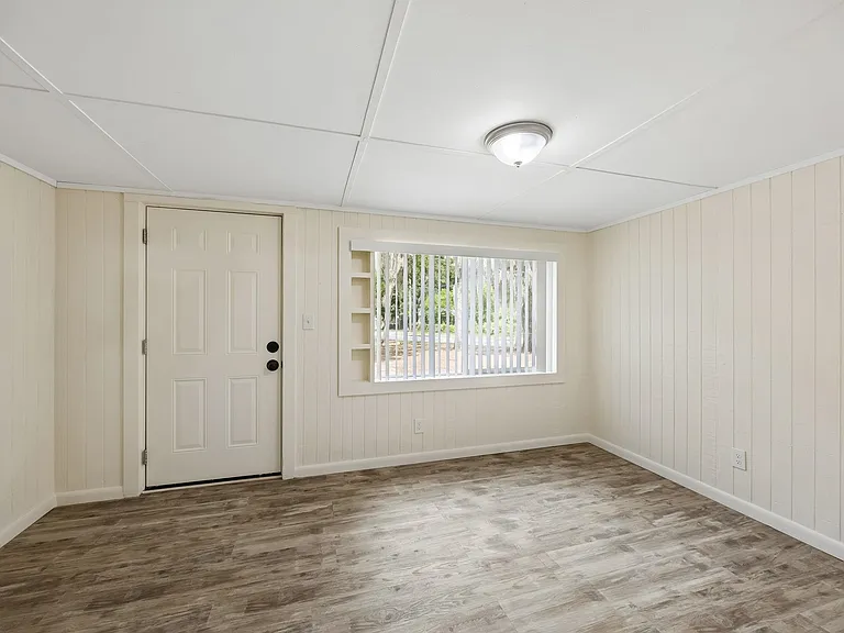 2113 Silver Lake Dr — Photo 9