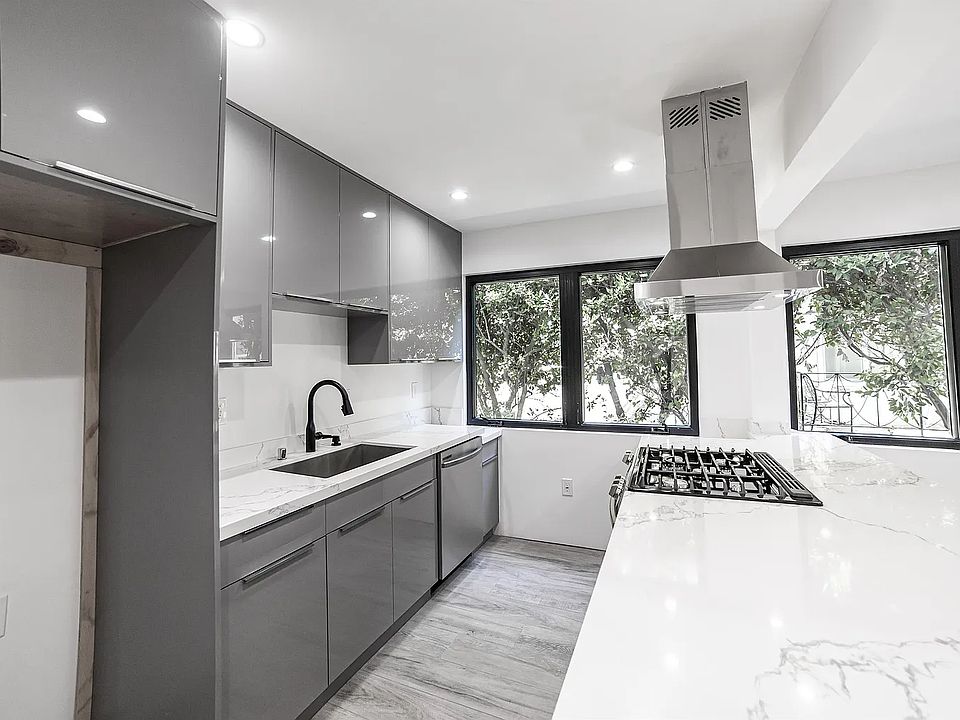 Newly Remodeled Kitchen! Fridge not pictured but included!