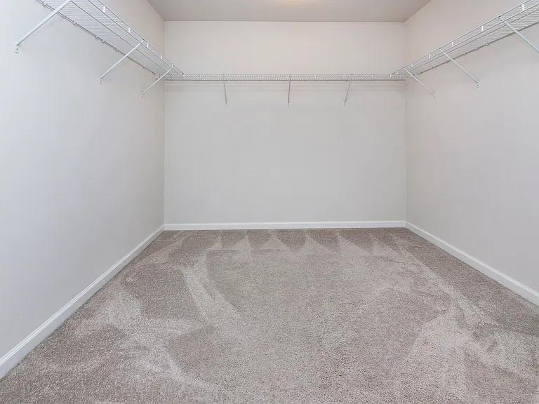913 Ashton Oak Ct — Photo 26